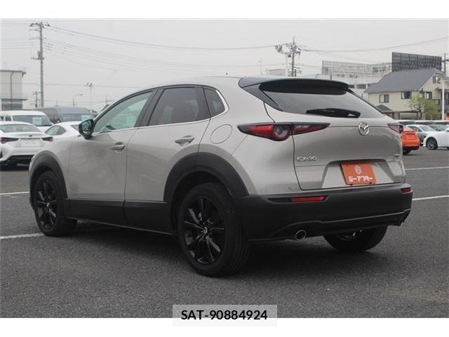 Mazda CX-30 2023-11 6213188-5