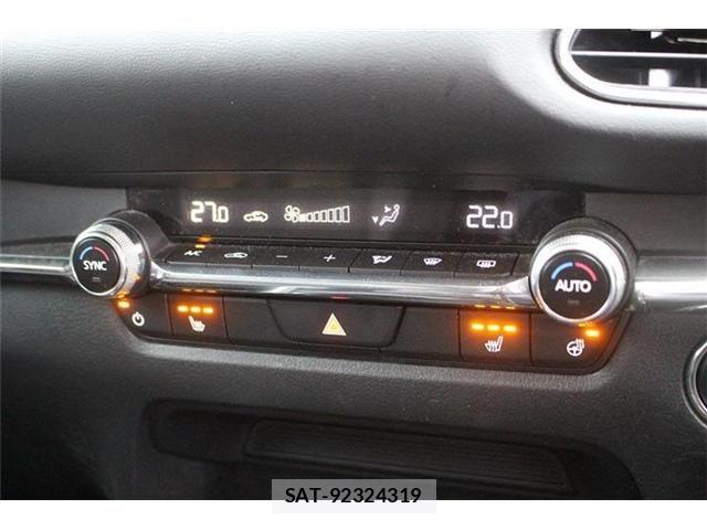 Mazda CX-30 2023-10 6213204-24