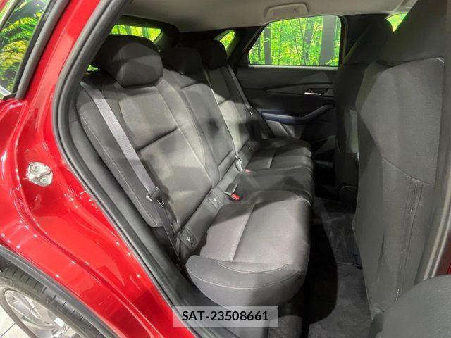 Mazda CX-30 2019-11 6243128-9