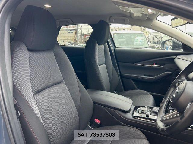 Mazda CX-30 2022-01 6263723-7