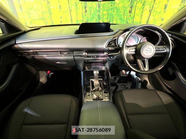 Mazda CX-30 2022-01 6271383-1