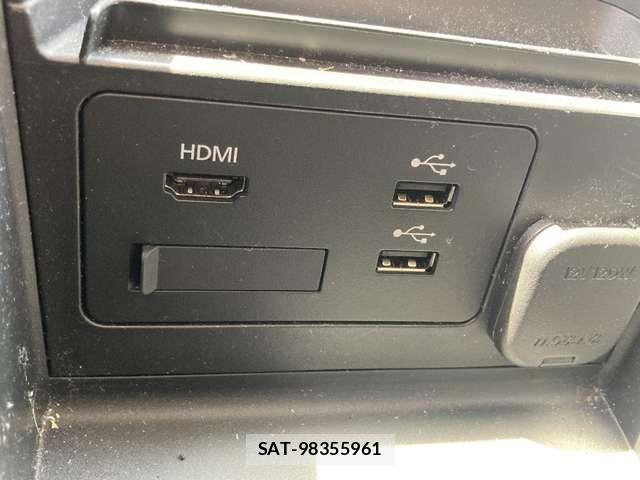 Mazda CX-30 2022-02 6525878-9