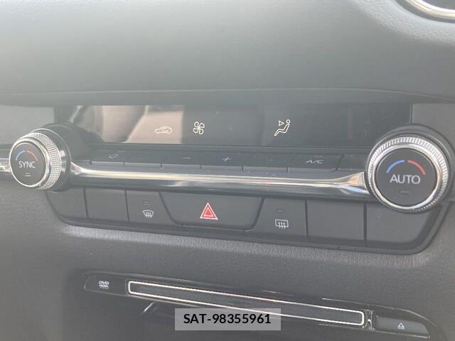Mazda CX-30 2022-02 6525878-10