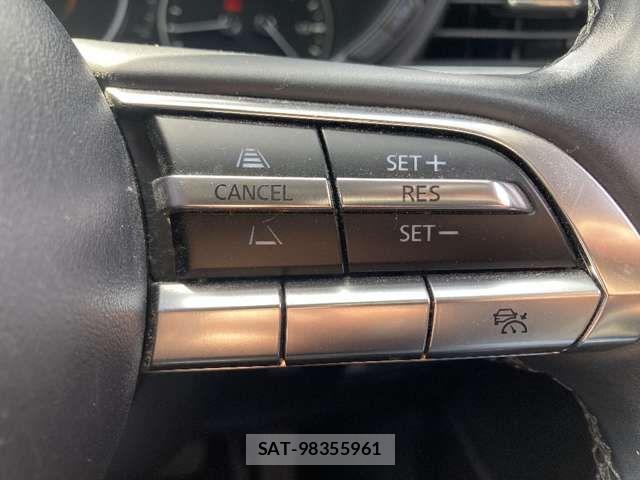 Mazda CX-30 2022-02 6525878-13