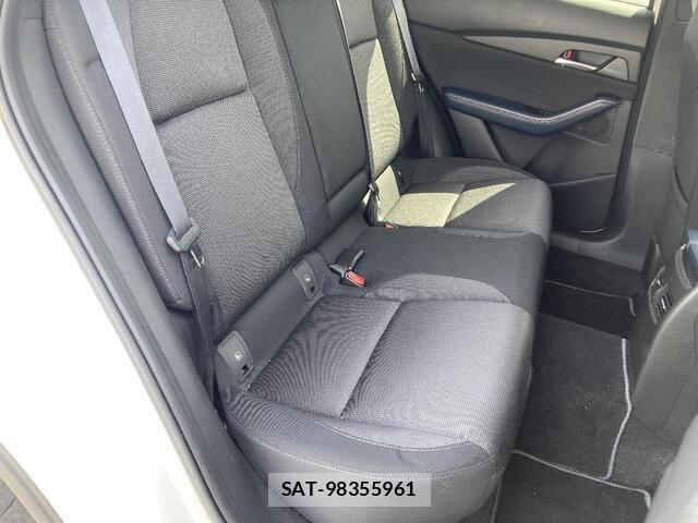 Mazda CX-30 2022-02 6525878-24