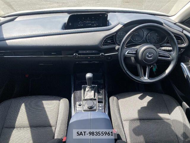 Mazda CX-30 2022-02 6525878-5