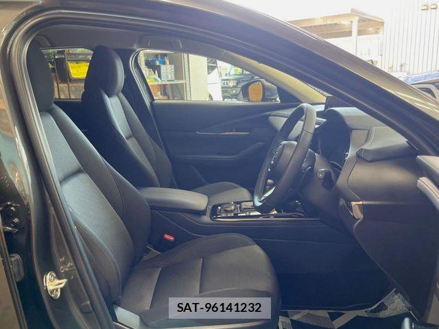 Mazda CX-30 2023-12 6611306-7