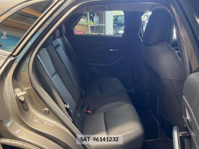 Mazda CX-30 2023-12 6611306-8