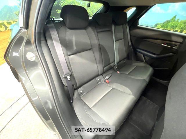 Mazda CX-30 2020-02 6671023-8