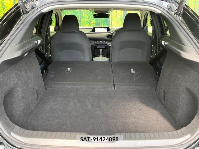 Mazda CX-30 2023-07 6683731-9