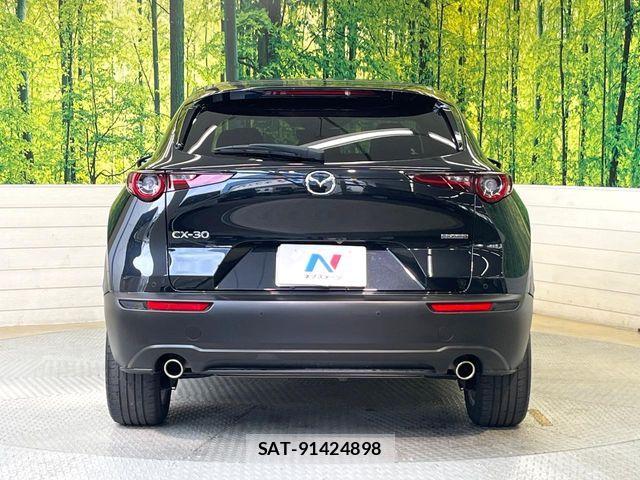 Mazda CX-30 2023-07 6683731-14