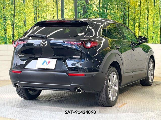 Mazda CX-30 2023-07 6683731-16