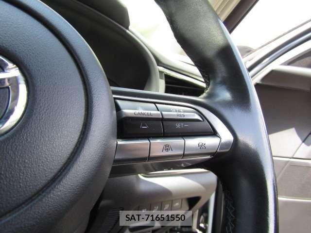 Mazda CX-30 2022-03 6715966-9