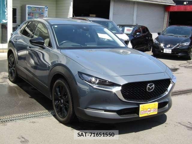 Mazda CX-30 2022-03 6715966-23