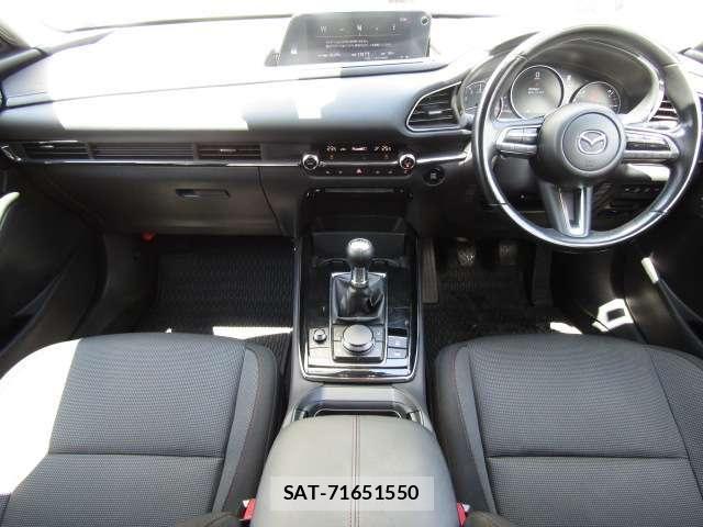 Mazda CX-30 2022-03 6715966-2