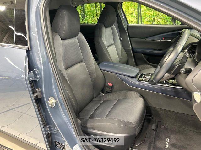 Mazda CX-30 2020-03 6715968-7