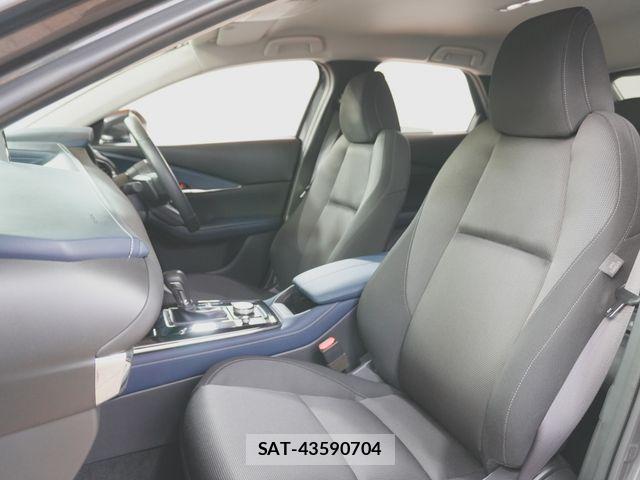 Mazda CX-30 2020-01 6751165-19