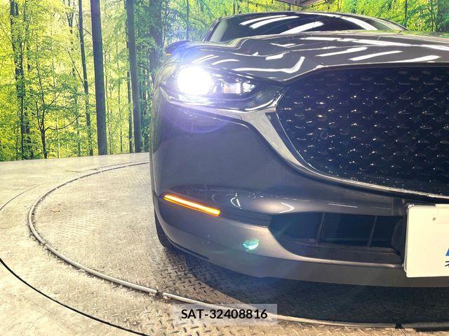 Mazda CX-30 2023-07 6751152-11