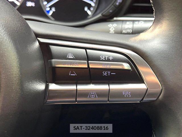 Mazda CX-30 2023-07 6751152-4