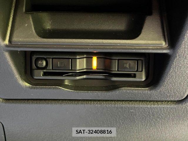 Mazda CX-30 2023-07 6751152-6