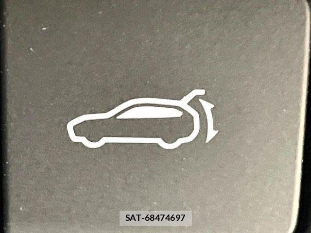 Mazda CX-30 2023-07 6751158-6