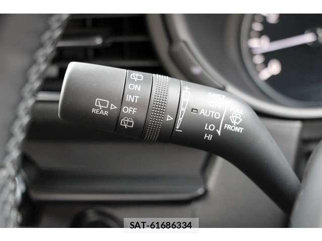 Mazda CX-30 2024-09 6751151-21