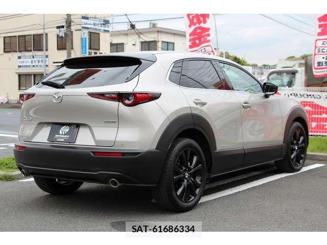 Mazda CX-30 2024-09 6751151-2