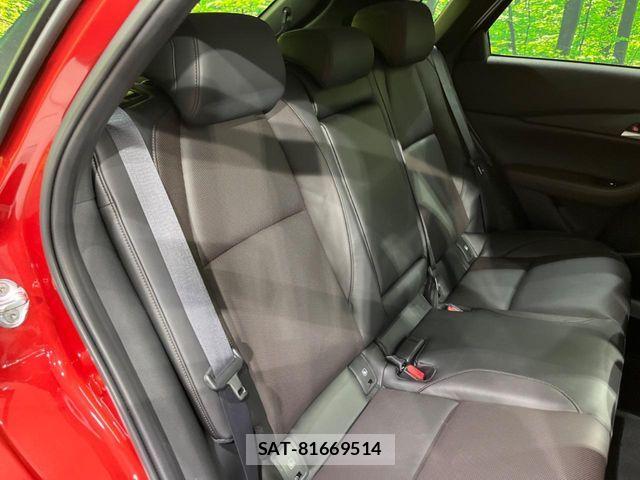 Mazda CX-30 2021-01 6814457-8