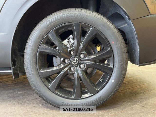 Mazda CX-30 2022-09 6814451-12