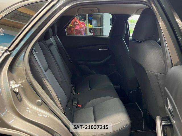 Mazda CX-30 2022-09 6814451-8