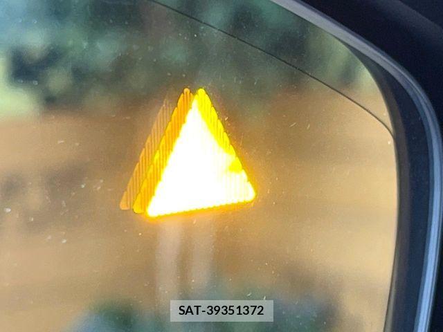 Mazda CX-30 2020-09 6814469-6