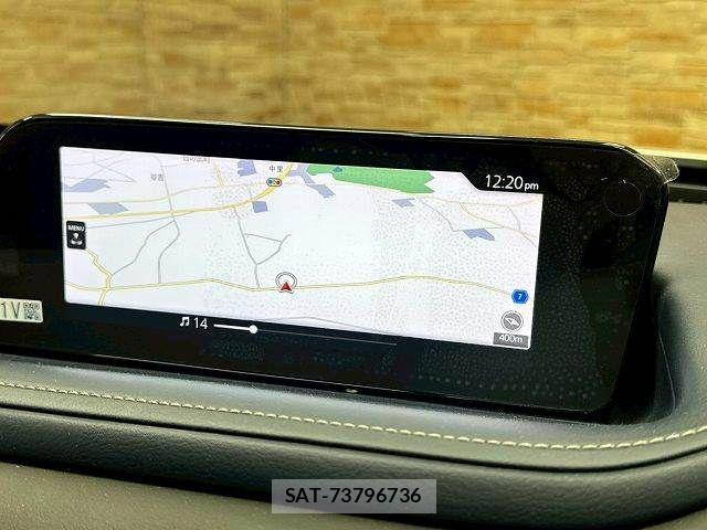Mazda CX-30 2021-03 6814456-2