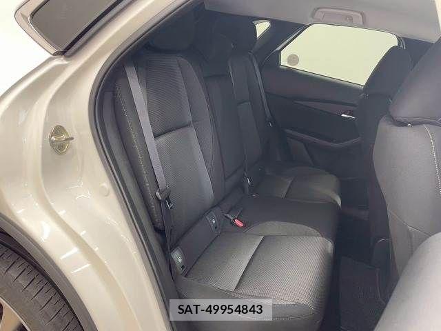 Mazda CX-30 2020-03 6814459-11