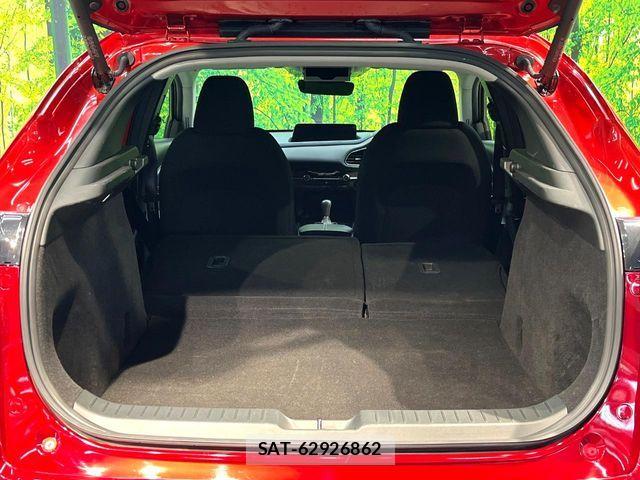 Mazda CX-30 2023-10 6903865-9