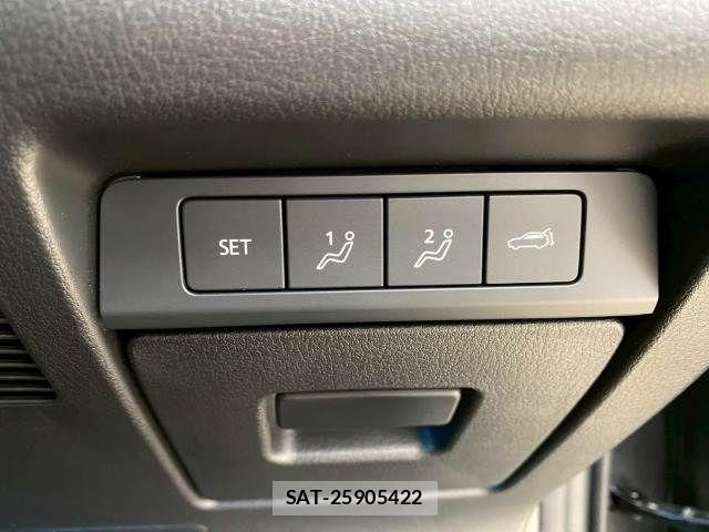 Mazda CX-30 2023-11 6992886-9