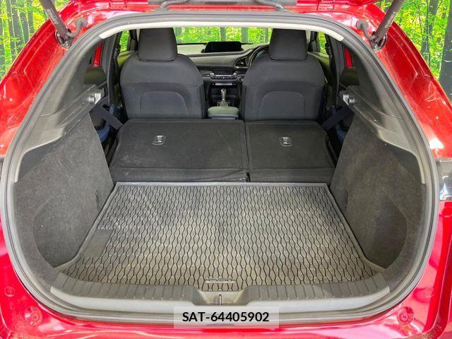 Mazda CX-30 2021-07 6992864-9