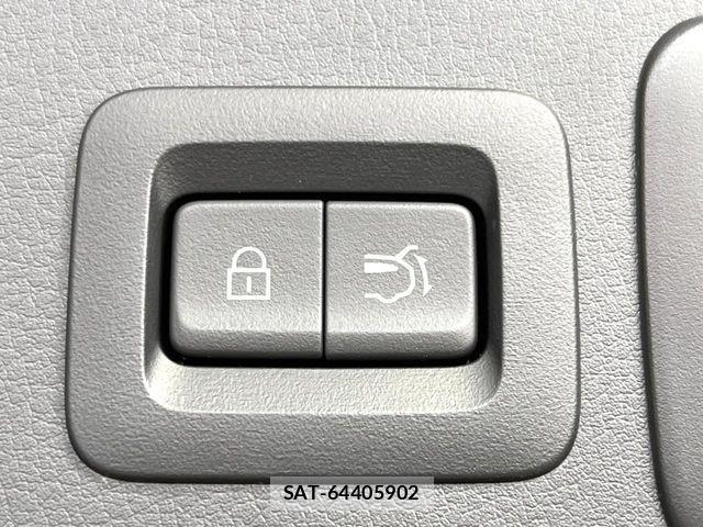 Mazda CX-30 2021-07 6992864-5