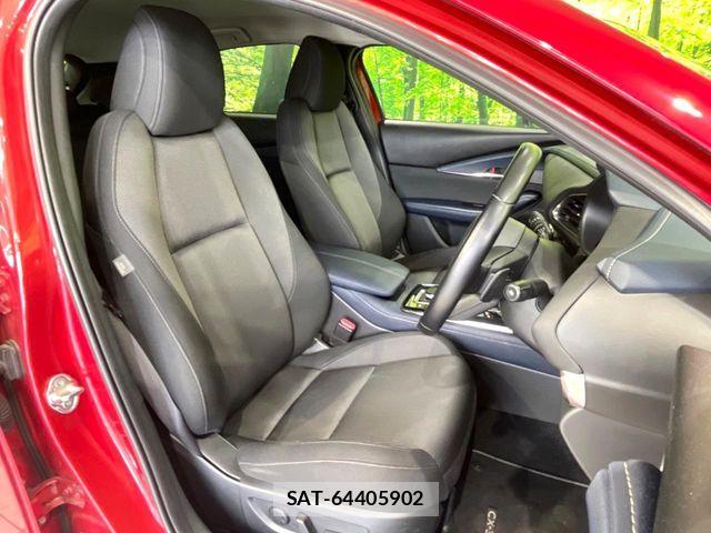 Mazda CX-30 2021-07 6992864-7