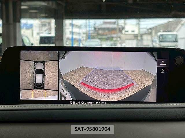 Mazda CX-30 2023-10 7020287-3