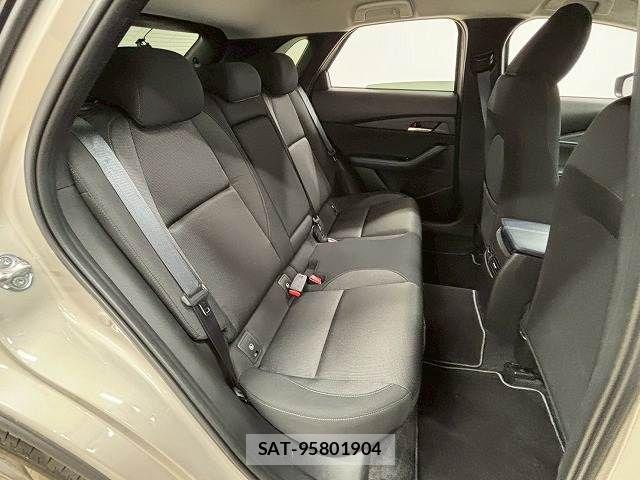 Mazda CX-30 2023-10 7020287-5