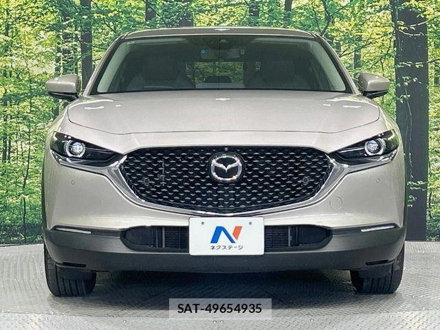 Mazda CX-30 2022-06 7058107-13