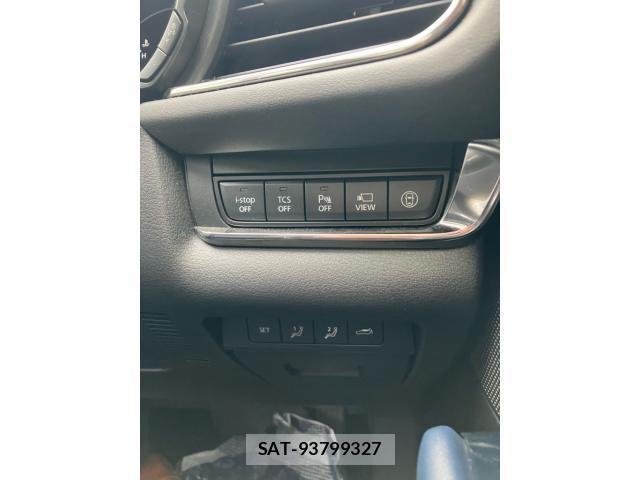 Mazda CX-30 2019-09 7058115-14