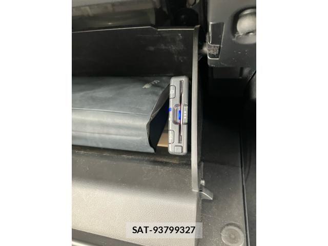 Mazda CX-30 2019-09 7058115-19