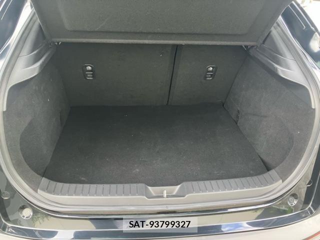 Mazda CX-30 2019-09 7058115-22