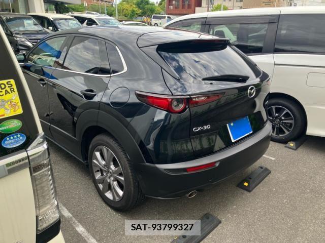 Mazda CX-30 2019-09 7058115-3