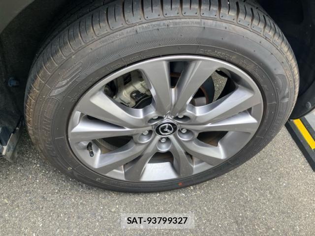 Mazda CX-30 2019-09 7058115-6