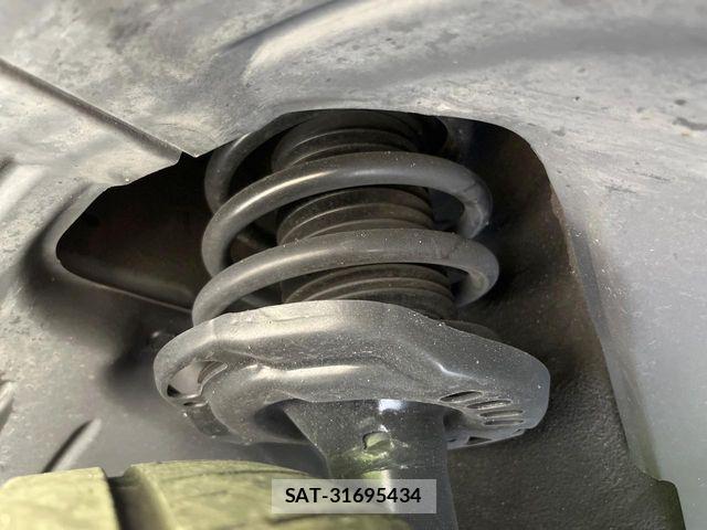 Mazda CX-30 2021-07 7216841-19
