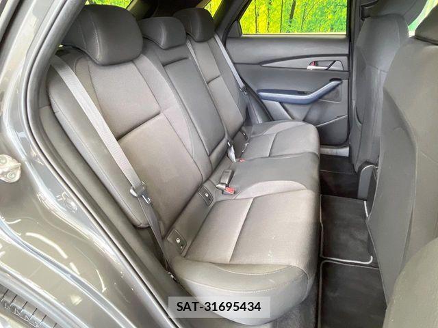 Mazda CX-30 2021-07 7216841-8