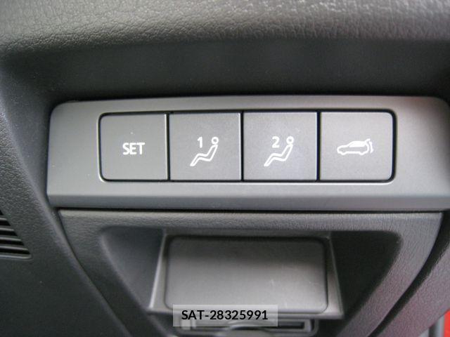 Mazda CX-30 2020-02 7216828-19