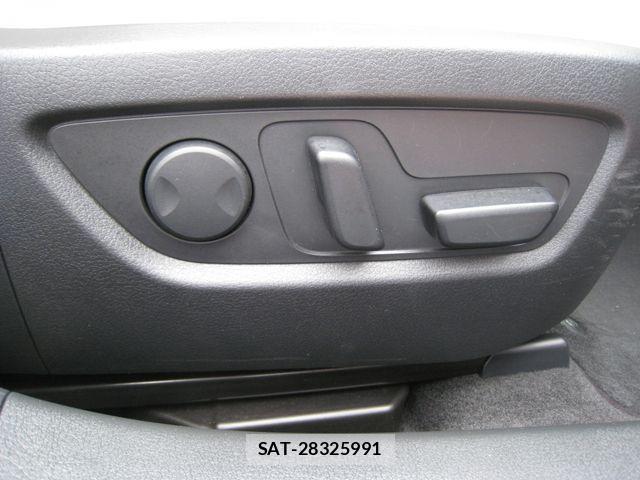 Mazda CX-30 2020-02 7216828-24